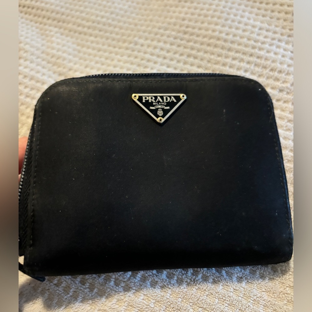 Prada zip wallet authentic
